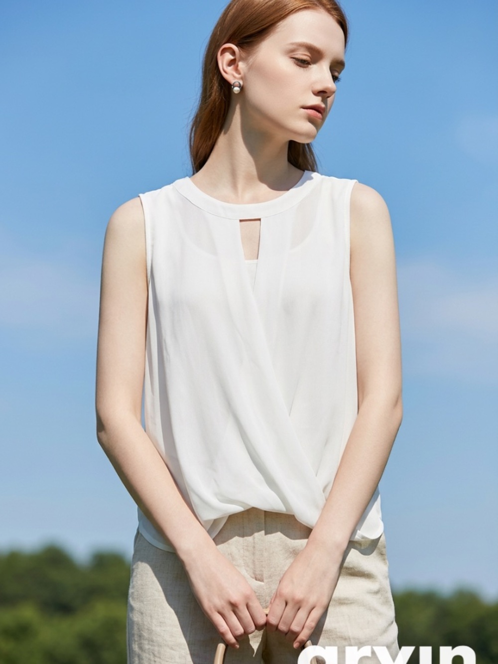 41 Hawthorn Clearwater Mixed Material Surplice Sleepeless White Blouse Size L